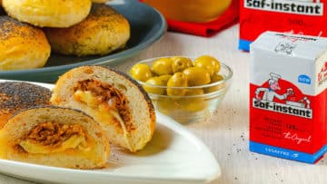 Recette des Buns farcis au thon et au fromage